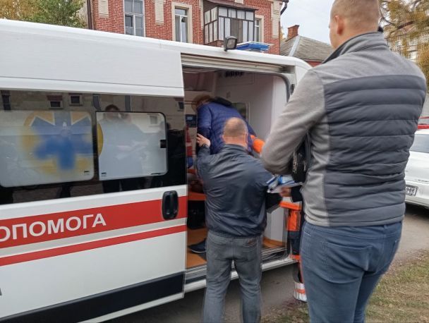 Депутат Полтавского горсовета Евгений Дикань потерял сознание во время следственных действий/Фото: издание "Полтавщина"