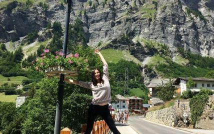 В спортивном наряде на фоне гор: Надя Мейхер поделилась снимками с отдыха