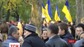 В Одессе целый день продолжается митинг под зданием Административного окружного суда