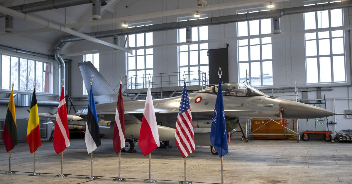 НАТО відмовилося встановлювати над Україною безпольотну зону - Міноборони Великої Британії