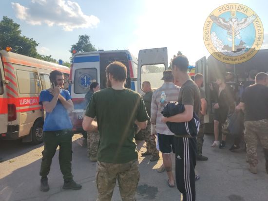 Україна повернула з полону РФ частину бійців "Азову": стало відомо про стан звільнених захисників