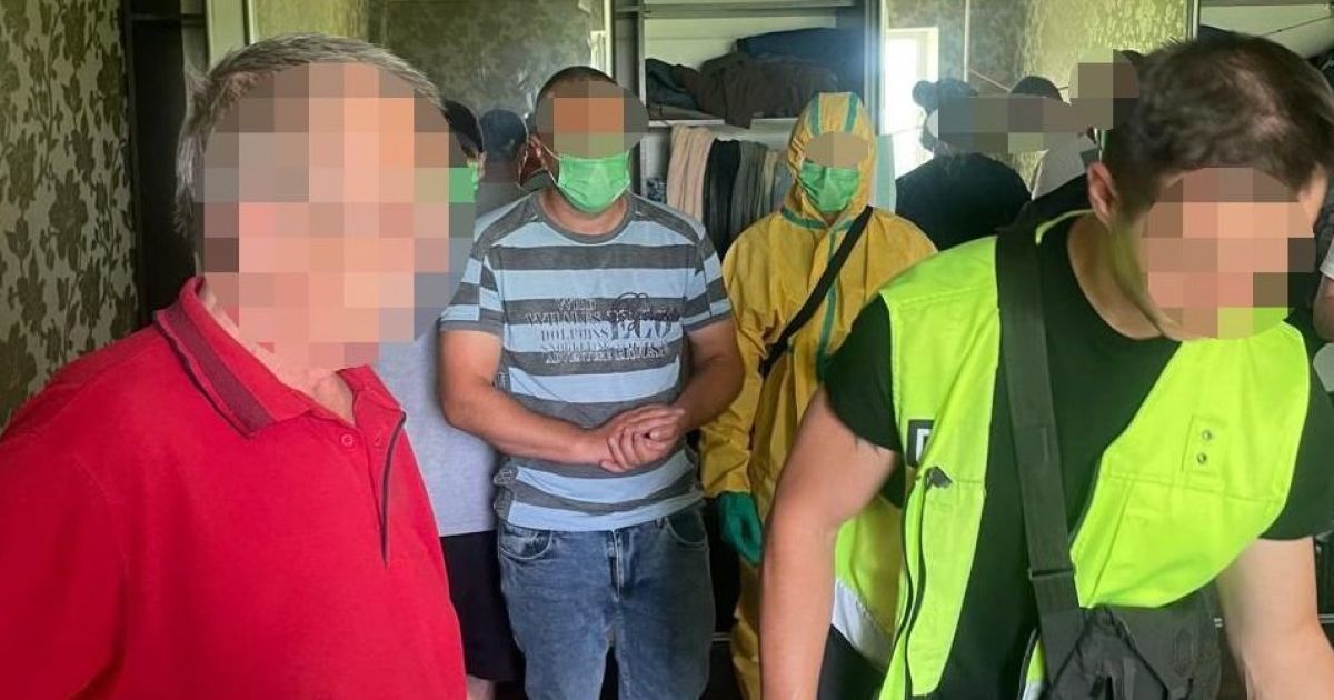 У Києві чоловік місяцями труїв дружину