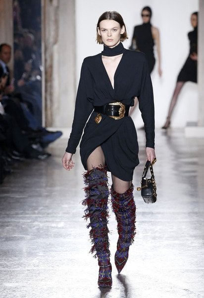 Колекція Versace прет-а-порте сезону осінь-зима 2018-2019 / © East News