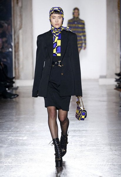 Колекція Versace прет-а-порте сезону осінь-зима 2018-2019 / © East News