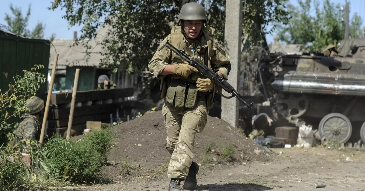 В окруженном Иловайске продолжают бой добровольческие батальоны
