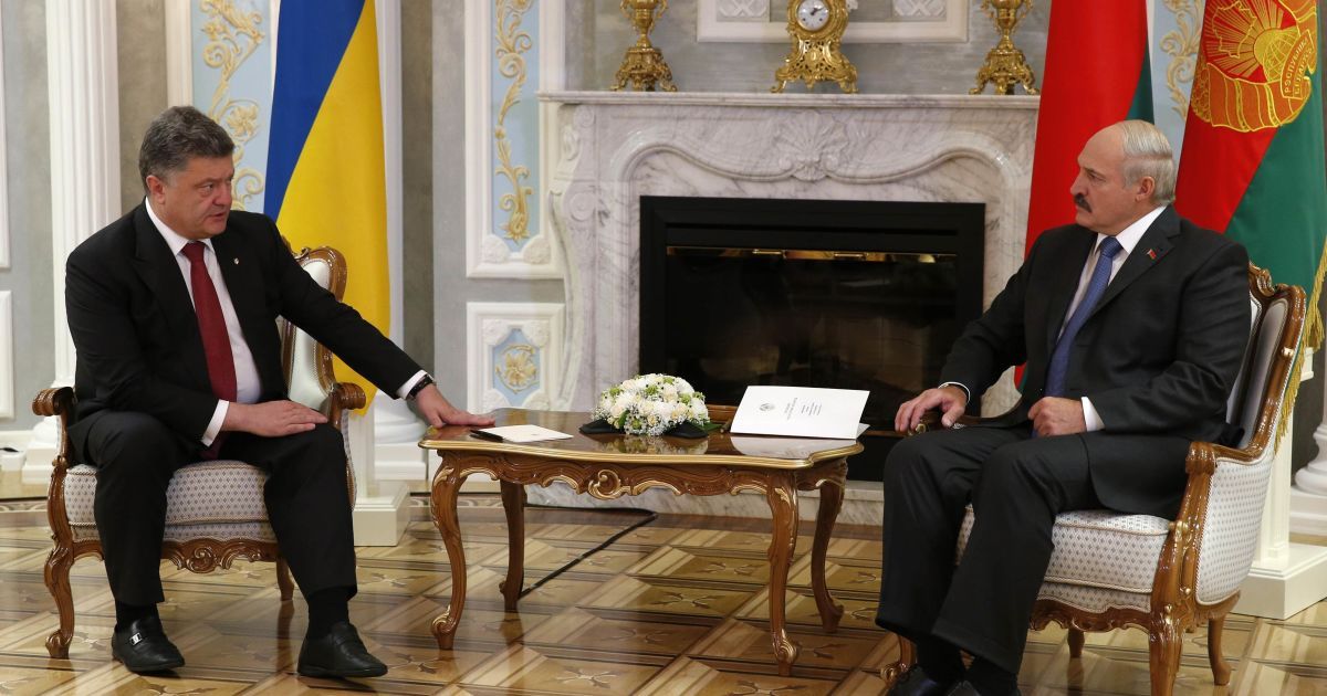 В Минске Порошенко пообщался с Лукашенко / © Reuters