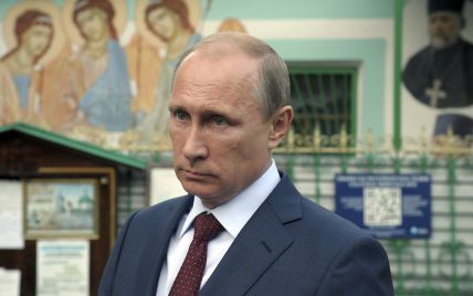 Окружение Путина начало воевать между собой - Bloomberg