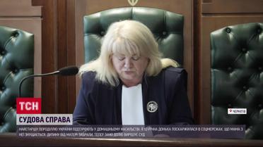Гучний скандал: стала мамою в 65 років і знущається над донькою!