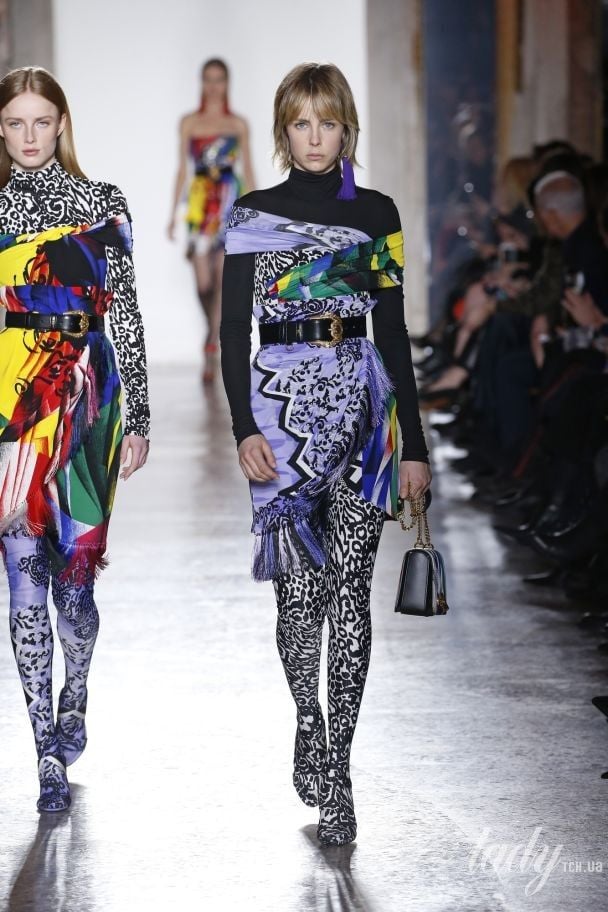 Колекція Versace прет-а-порте сезону осінь-зима 2018-2019 / © East News