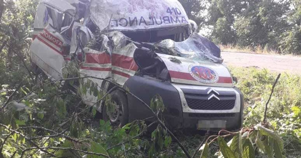 В Винницкой области медики скорой попали в ДТП: есть пострадавшие