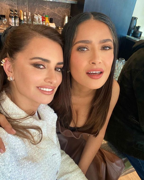 Сальма Хайек и Пенелопа Крус / © instagram.com/salmahayek