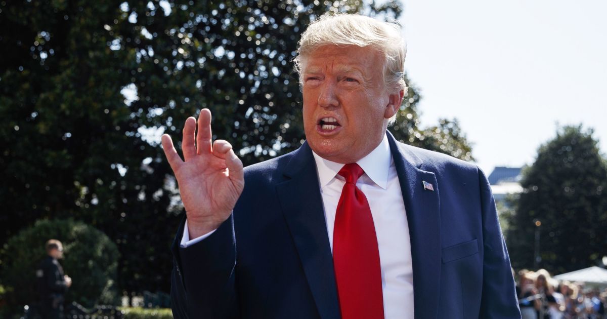 Білий дім опублікував стенограму розмови Зеленського та Трампа