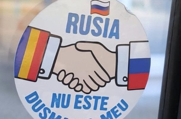 "Россия мне не враг": в соседней стране появились провокационные листовки