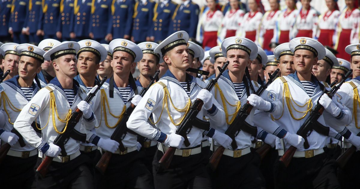 Военный парад состоялся на Крещатике