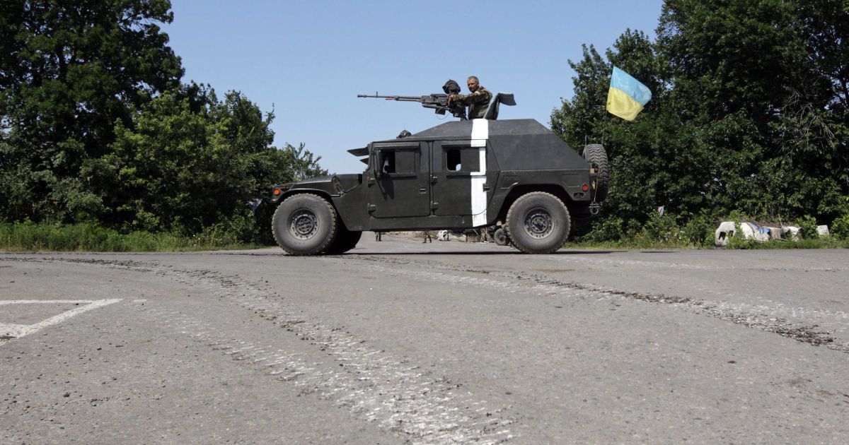 Террористы обстреливают гуманитарный коридор из Луганска