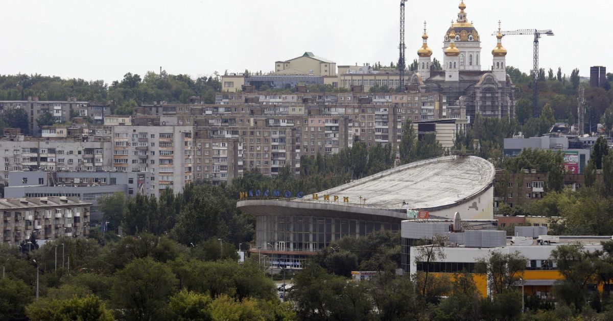 Боевики обстреливать жилые кварталы