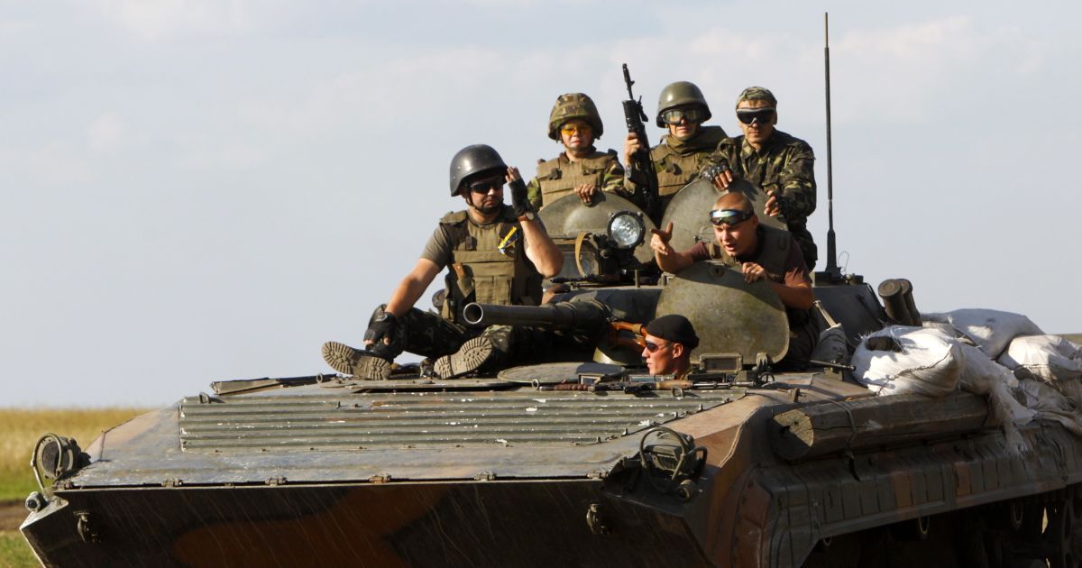 Украинские военные начали наступать в Луганской области
