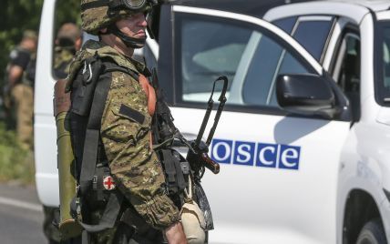 Миссия ОБСЕ вернулась в Мариуполь из-за обстрелов за городом