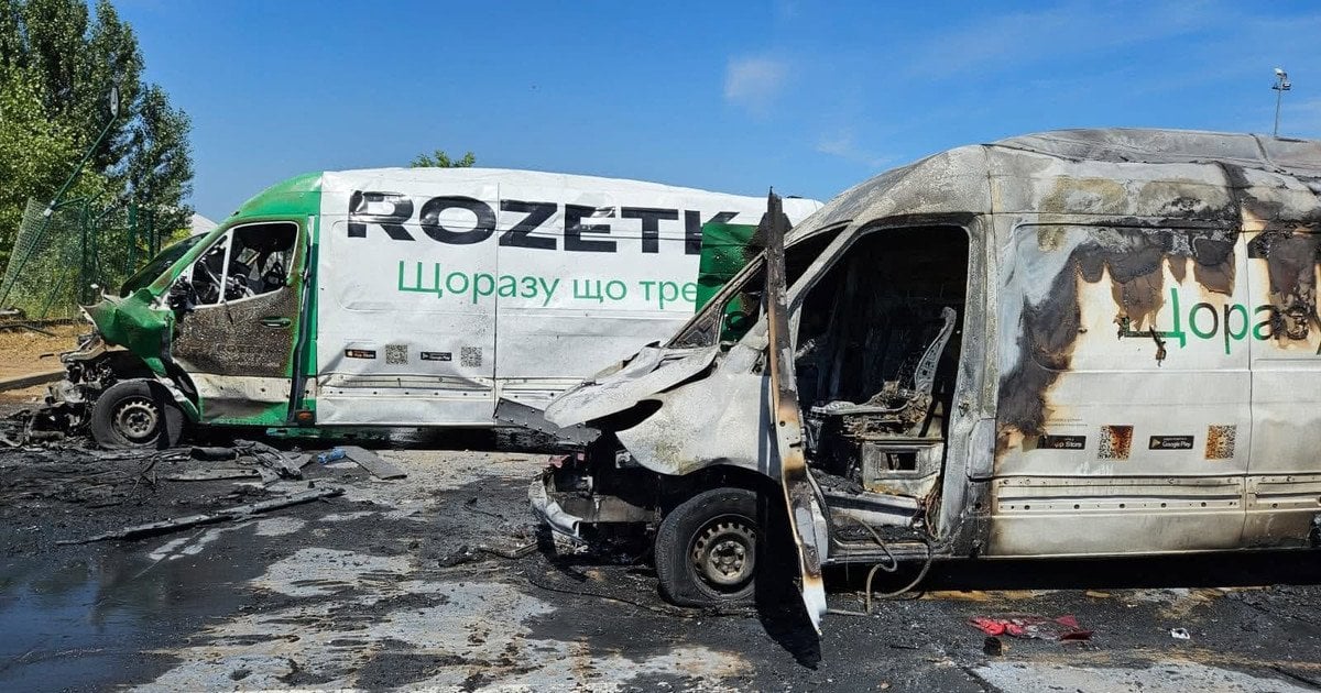 Наслідки удару по складах Rozetka