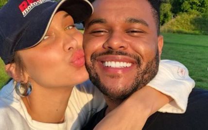 Поцелуи и объятия: The Weeknd показал ранее неопубликованные фото с Беллой Хадид