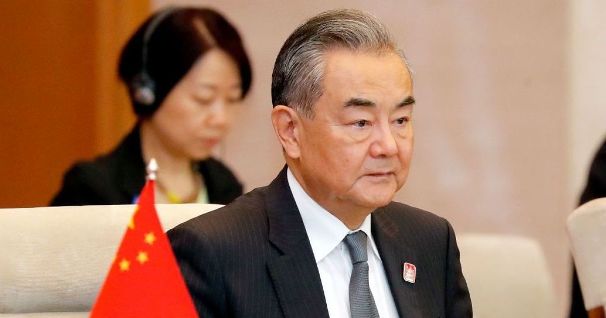 Глава МИД Китая Ван И