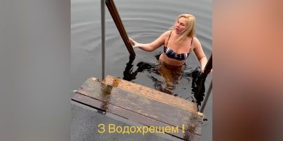Камалия на Крещение Господне нырнула в прорубь