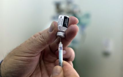 "Украина планирует получить 37 млн доз вакцины в этом году" — Максим Степанов