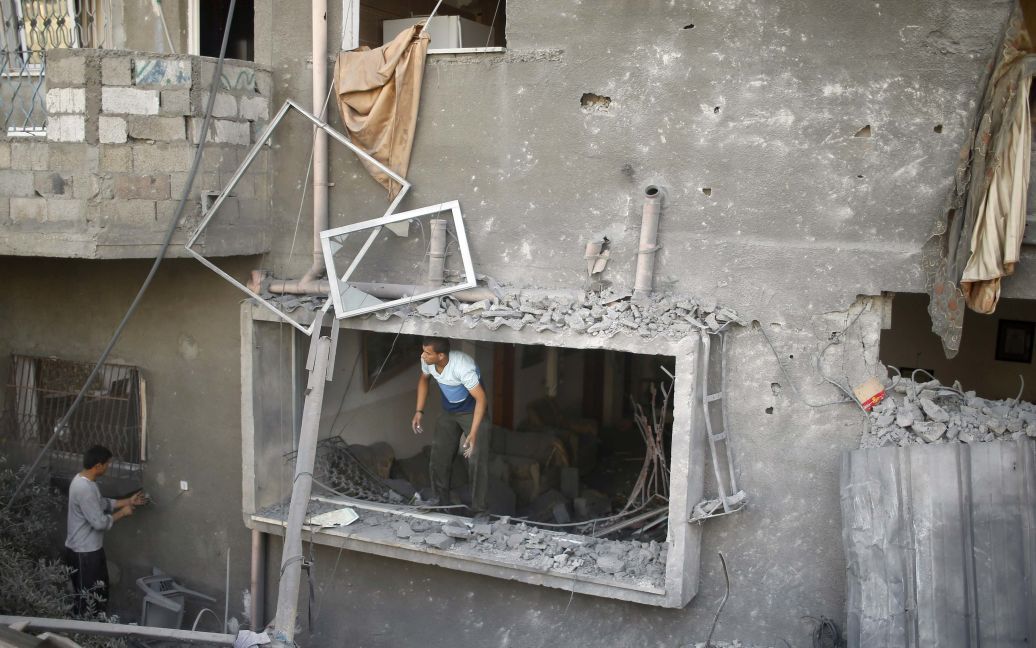 Ізраїль продовжує наносити авіаудари по сектору Газа / © Reuters
