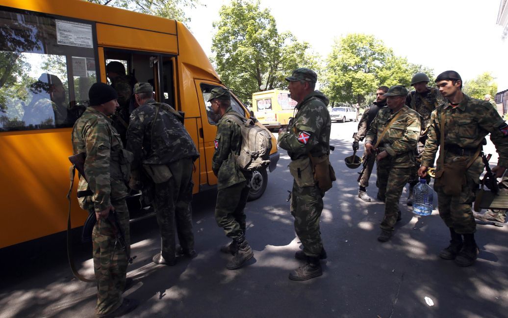 Терористи залишають Краматорськ. / © Reuters