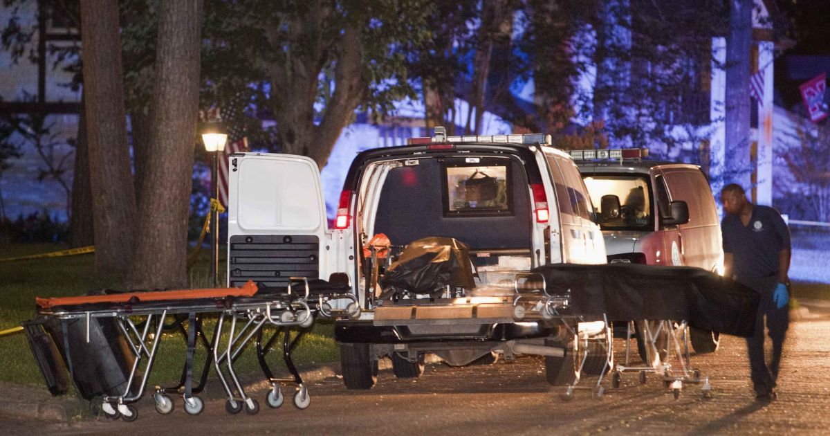 В перестрелке погибли шестеро, среди них четыре ребенка