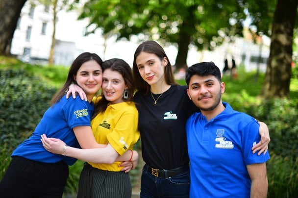Спілкування з однодумцями — одна з можливостей, яка підтримала молодих людей у важкий час. Фото: EU NEIGHBOURS east