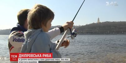 У Міжнародний день води з допомогою меценатів у Дніпро випустили 5 тонн води