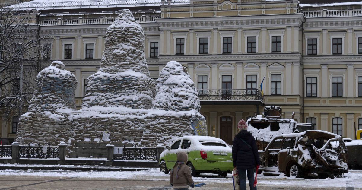 У Києві повідомляють про звуки вибухів: що відомо