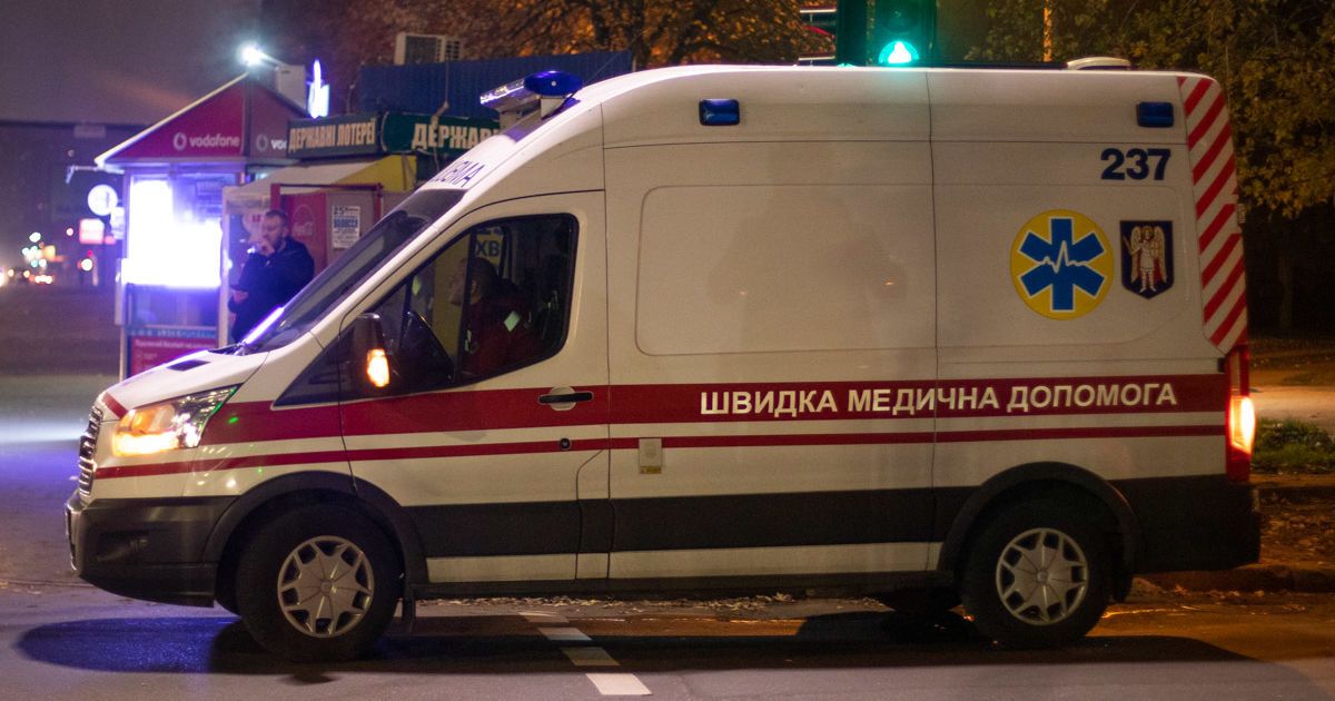 В Одесской области 19-летняя девушка выпала из окна седьмого этажа