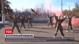 Новости Украины: около Славянска девушки в камуфляже танцевали под песню "Батько наш Бандера"