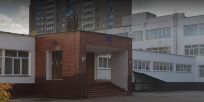 "Запомнит этот день навсегда": в Киеве усилили охрану школы за "угрозы" школьников