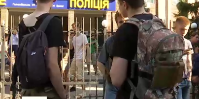 Активісти стверджують, що силовики побили підозрюваних у справі Бузини, намагаючись взяти ДНК аналізи