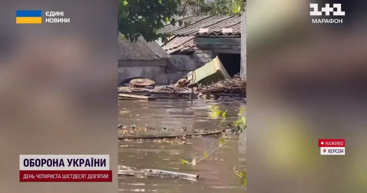 Люди с подтопленного левого берега Херсонщины умоляют с крыш о спасении: оккупанты сбежали со всеми лодками