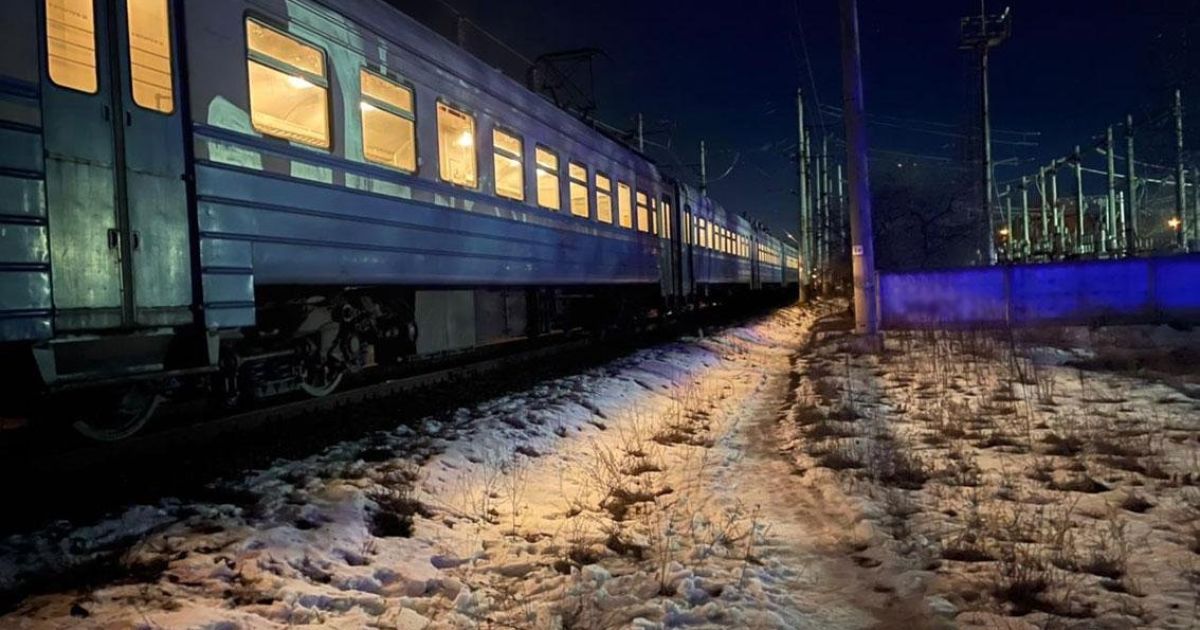У Чернігові поїзд збив 17-річну дівчину