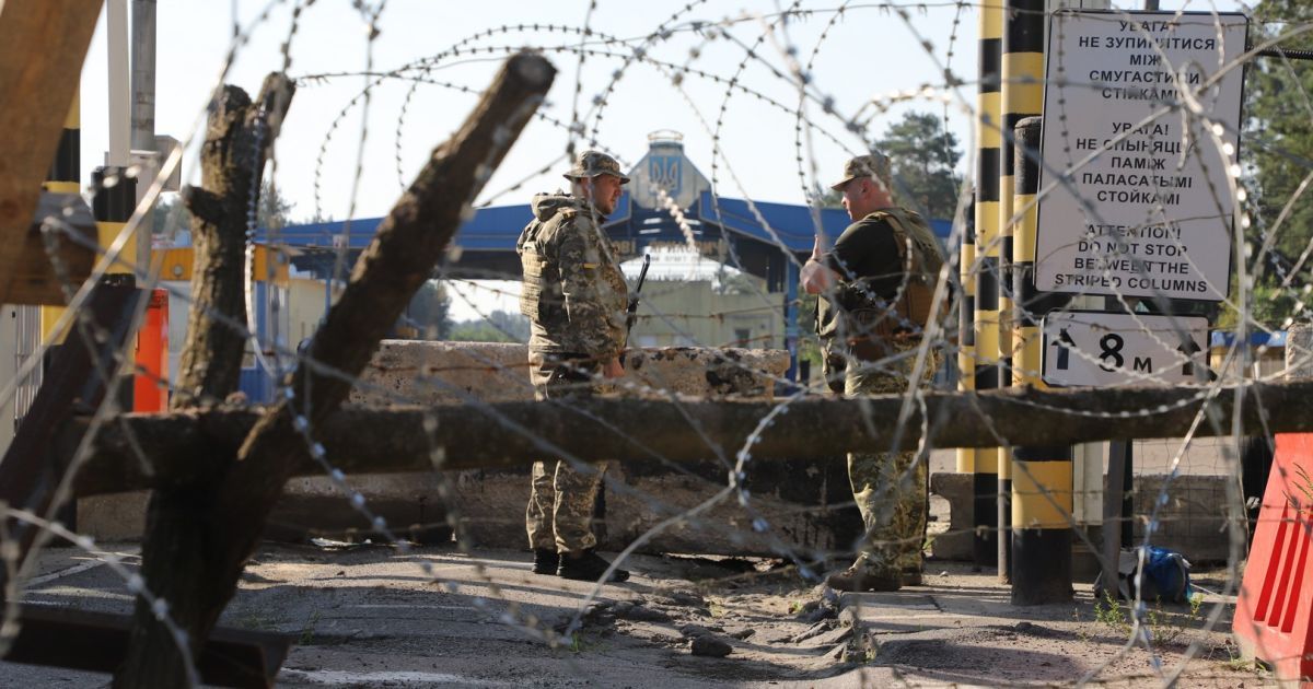 Загроза повторного наступу з півночі: українські прикордонники показали, як готуються зустрічати ворога (відео)