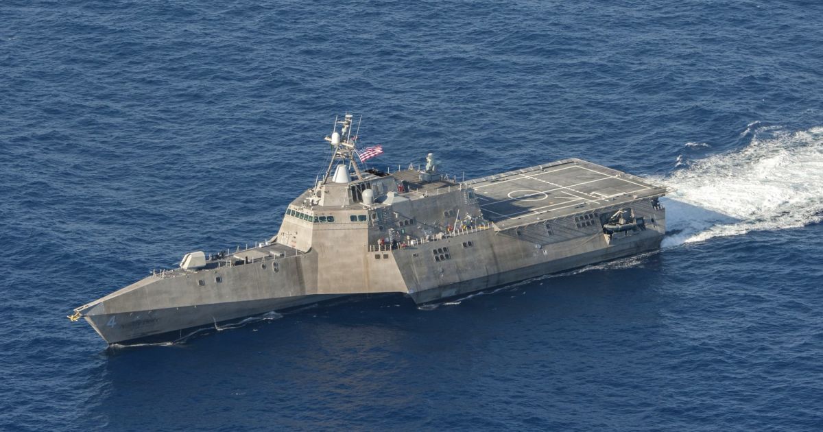 Побережья США начал охранять сверхсовременный корабль-невидимка