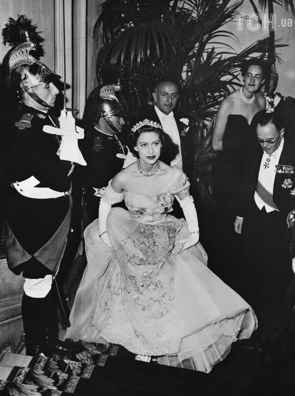 Принцеса Маргарет у сукні від Діора 