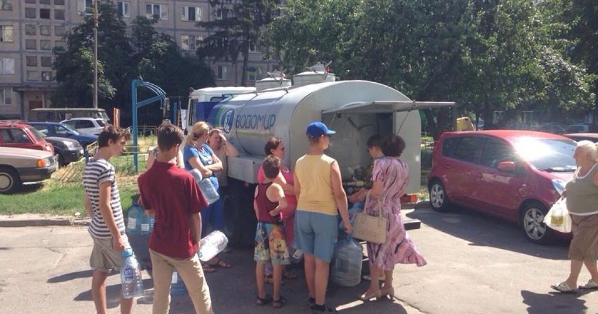 В Киеве продолжается ремонт коллектора / © Киевводоканал