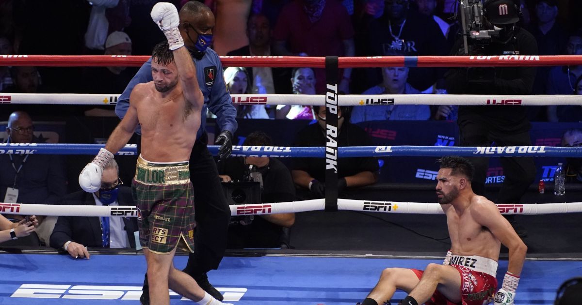 Битва непобежденных боксеров: в первом полусреднем весе определился абсолютный чемпион мира (видео)