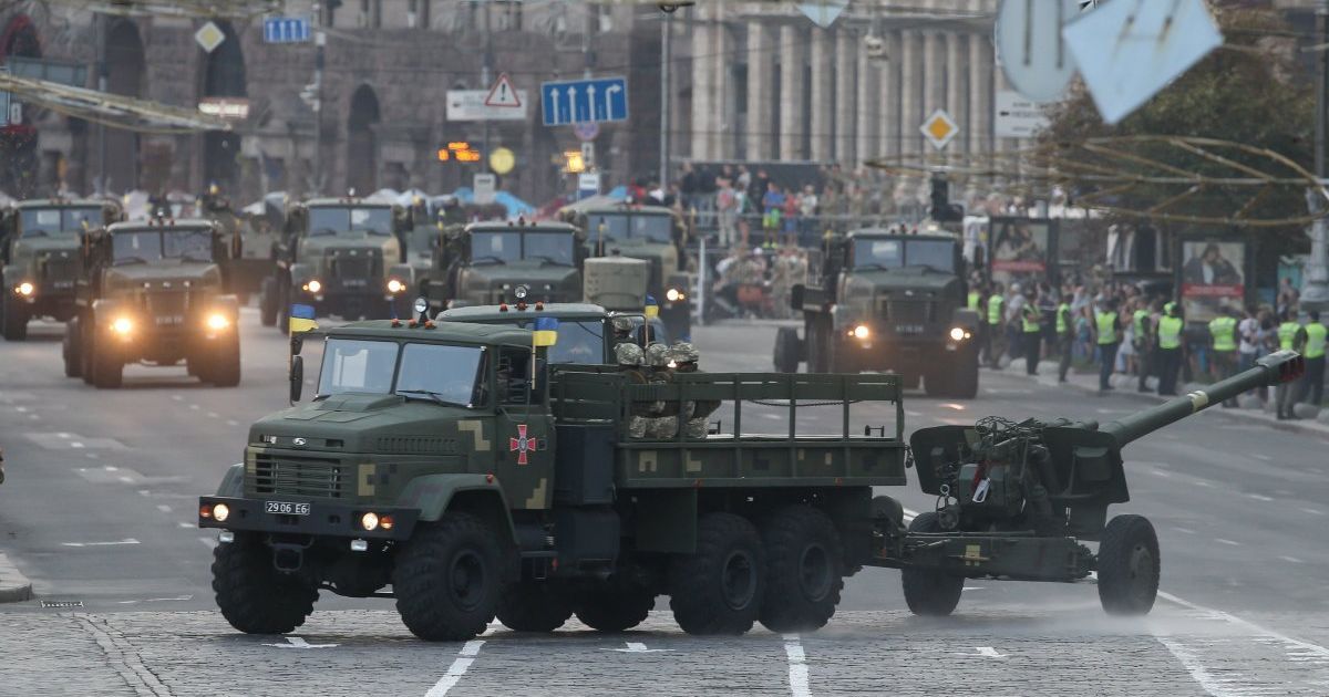 Центр Киева снова застрянет в пробках из-за генеральной репетиции военного парада
