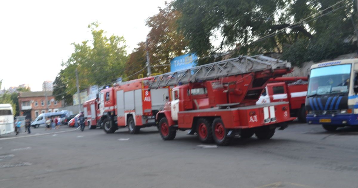 пожежа на автовокзалі_2 / © ГУ ДСНС в Одеській області