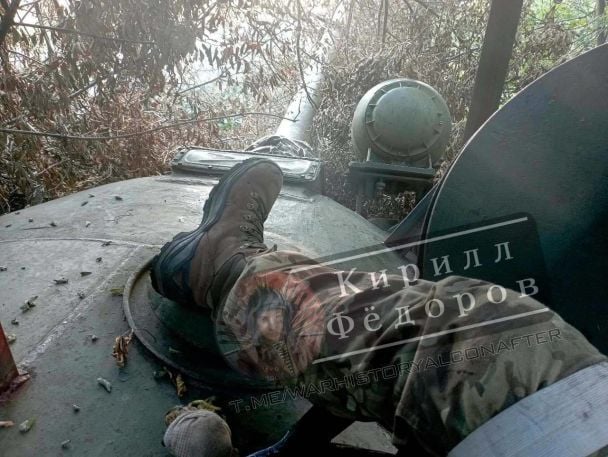 Російський військовий на танку Т-54 / Фото: російські Телеграм-канали
