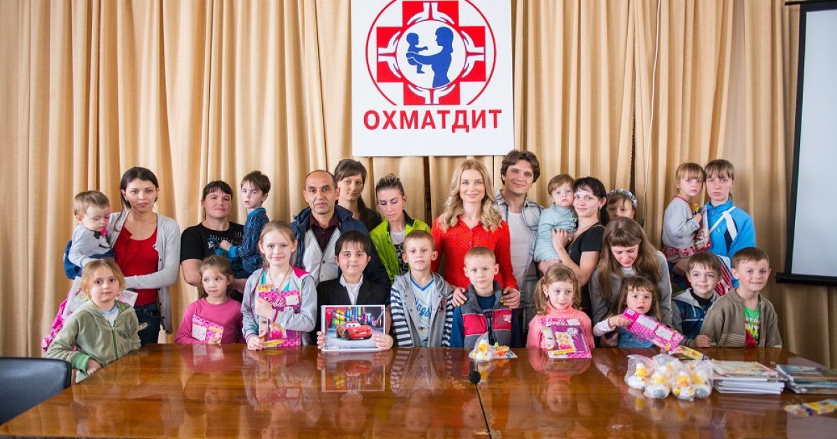 Анатоліч і Таран у Охматдит_6 / © пресс-служба канала "1+1"