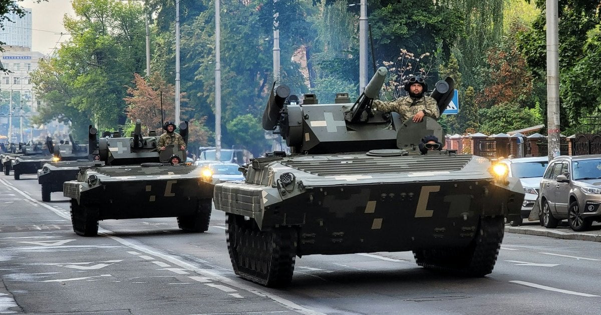 Привітання з Днем танкових військ України 2026 року