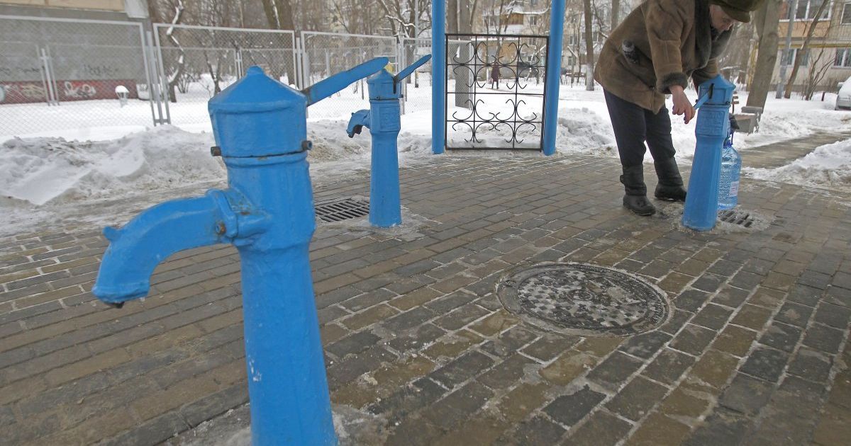 Масштабное отключение воды в Киеве: в Сети появилась интерактивная карта бюветов